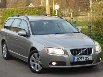 2008 V70 2.4 D5 SE GEARTRONIC EURO 4 5DR 27 PHOTOS VOLVO V70 2.4... photo