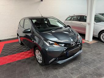 Toyota AYGO Hatchback 1.0 VVT-i x-play Euro 6 5dr
