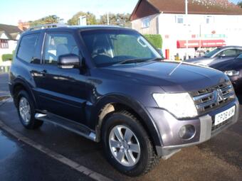 Mitsubishi Shogun SUV 3.2 DI-DC Equippe 4WD L1 3dr