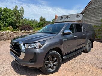 Toyota Hilux Pickup 2.4 D-4D Icon Auto 4WD Euro 6 (s/s) 4dr