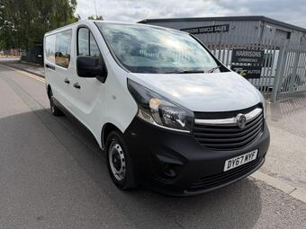 Vauxhall Vivaro Combi Van 1.6 CDTi 2900 Crew Van L2 H1 Euro 6 5dr (6 Seat)