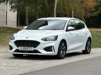 Ford Focus Hatchback 1.0T EcoBoost ST-Line Euro 6 (s/s) 5dr