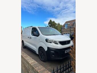 Peugeot Expert Panel Van 2.0 BlueHDi 1400 Professional Standard Panel Van MWB Euro 6 (s/s) 6dr