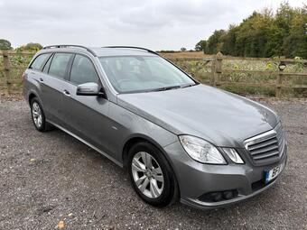 Mercedes-Benz E Class Estate 2.1 E220 CDI BlueEfficiency SE Tiptronic Euro 5 5dr