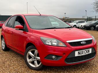 2011 Ford Focus 1.6 Zetec 5dr 70 Photos photo