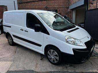 Peugeot Expert Panel Van 2.0 HDi Professional L1 H1 4dr