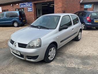 Renault Clio Hatchback 1.2 Campus 3dr