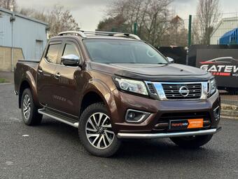 Nissan Navara Pickup 2.3 dCi Tekna Auto 4WD Euro 6 4dr