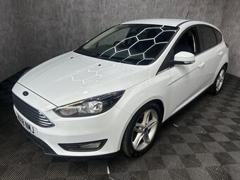 Ford Focus Hatchback 1.0T EcoBoost Zetec Edition Euro 6 (s/s) 5dr