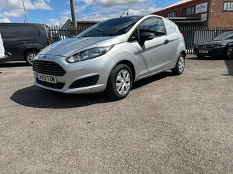 Ford Fiesta Van Car Derived Van 1.6 TDCi ECOnetic II Panel Van 3dr