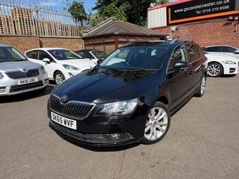 Skoda Superb Estate 2.0 TDI SE Business Euro 5 (s/s) 5dr (Leather)