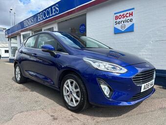 Ford Fiesta Hatchback 1.1 Ti-VCT Zetec Euro 6 (s/s) 5dr