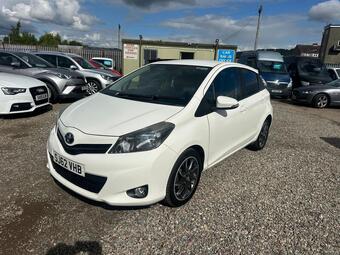 Toyota Yaris Hatchback 1.33 Dual VVT-i Trend Euro 5 5dr