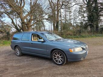 2005 V70 2.4 D5 SPORT GEARTRONIC 5DR 40 PHOTOS VOLVO V70 2.4 D5 SPORT... photo
