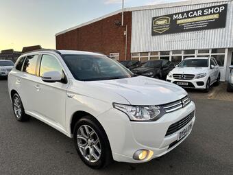Mitsubishi Outlander SUV 2.0h 12kWh GX3h CVT 4WD Euro 5 (s/s) 5dr