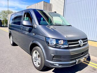 Volkswagen Transporter Combi Van 2.0 TDI T32 Highline Kombi DSG FWD SWB Euro 6 (s/s) 5dr