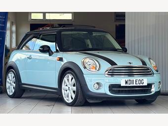 MINI Hatch Hatchback 1.6 Cooper Steptronic Euro 5 3dr