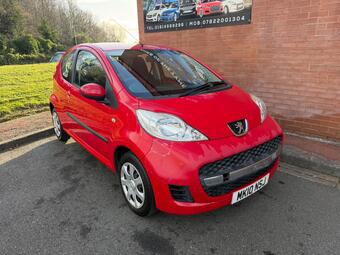 2010 107 1.0 12V URBAN EURO 4 3DR 24 PHOTOS PEUGEOT 107 1.0 12V... photo