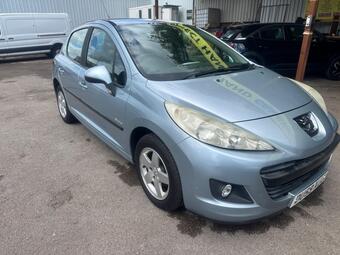 Peugeot 207 Hatchback 1.4 Verve Euro 5 5dr