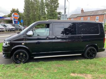 Volkswagen Transporter Sportline Combi Van 2.0 BiTDI Sportline T32 Kombi L3 H1 4dr
