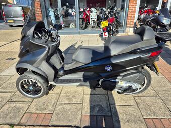 Piaggio MP3 500 Three Wheeler 500 LT Sport CVT