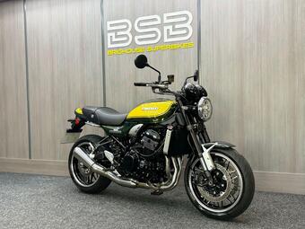 Kawasaki Z900 RS Roadster/Retro 900 Yellow Ball Edition Modern Classic Euro 5