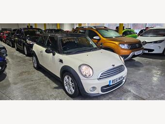 MINI Hatch Hatchback 1.6 Cooper D Euro 5 (s/s) 3dr