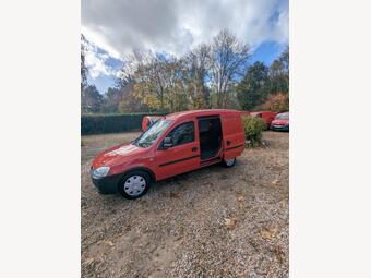 2010 Vauxhall Combo 1.3 CDTi 1700 16v 3dr 16 Photos photo