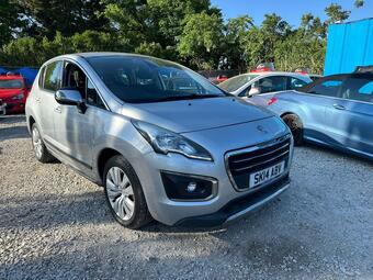 2014 Peugeot 3008 1.6 HDi Active Euro 5 5dr 24 Photos photo