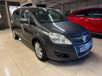 Vauxhall Zafira MPV 1.9 CDTi Design Auto Euro 4 5dr