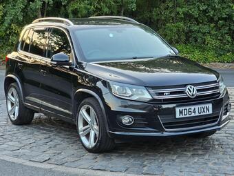 Volkswagen Tiguan SUV 2.0 TDI BlueMotion Tech R-Line DSG 4WD Euro 5 (s/s) 5dr (Nav)
