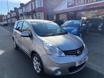 Nissan Note Hatchback 1.6 16V n-tec Auto Euro 5 5dr