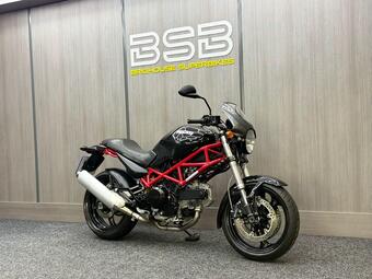 Ducati Monster 695 Naked 695