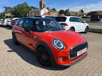 MINI Hatch Hatchback 1.5 Cooper Classic Steptronic Euro 6 (s/s) 5dr