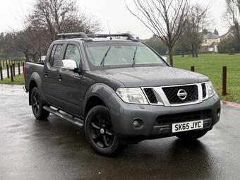Nissan Navara Pickup 2.5 dCi Tekna 4WD Euro 5 4dr
