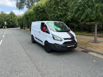 Ford Transit Custom Panel Van 2.0 TDCi 270 L1 H1 5dr