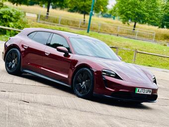 Porsche Taycan Estate Performance Plus 93.4kWh Sport Turismo Auto RWD 5dr (11kW Charger)