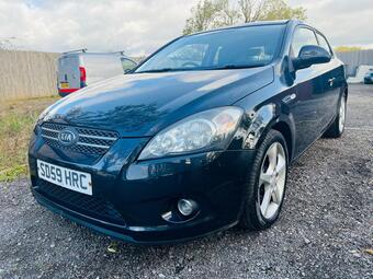 2009 proceed 1.6 crdi 3 hatchback 3dr diesel manual (119 g/km, 113 bhp) 17 photos  proceed 1.6 crdi 3 hatchback... photo