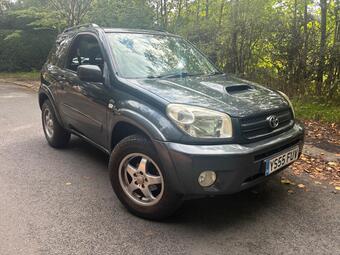 Toyota RAV4 SUV 2.0 D-4D XT-R 4WD 3dr