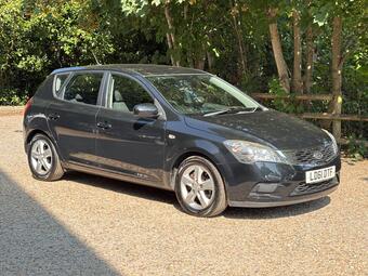 Kia Ceed Hatchback 1.4 VR-7 Euro 5 5dr