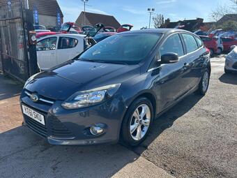 2011 FOCUS 1.6 ZETEC EURO 5 5DR 6 PHOTOS FORD FOCUS 1.6 ZETEC EURO... photo