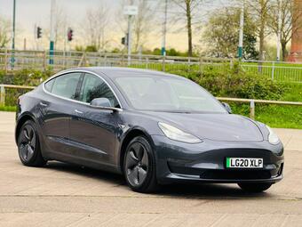 Tesla Model 3 Saloon (Dual Motor) Long Range Auto 4WDE 4dr