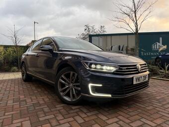 2017 PASSAT 1.4 TSI GTE DSG EURO 6 S S 4DR 27 PHOTOS VOLKSWAGEN... photo
