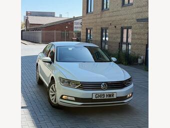 2019 VOLKSWAGEN PASSAT 1.5 TSI EVO S DSG EURO 6 S S 4DR 9 PHOTOS... photo