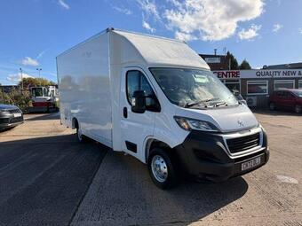 Peugeot Boxer Luton 2.2 BlueHDi 335 Built for Business L4 Euro 6 (s/s) 3dr