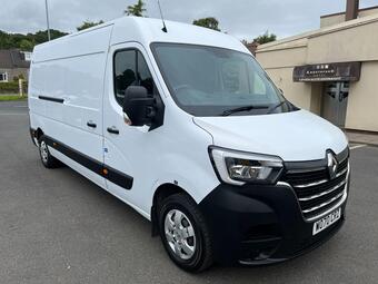Renault Master Panel Van 2.3 dCi ENERGY 35 Business+ FWD LWB Medium Roof Euro 6 (s/s) 4dr