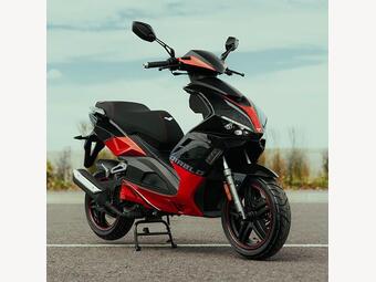 Lexmoto Diablo 125 Scooter 125 CVT