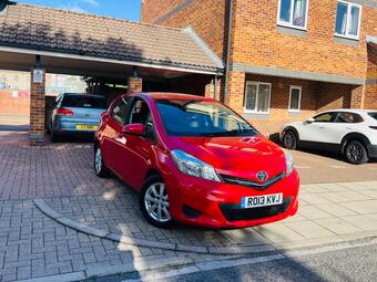 Toyota Yaris Hatchback 1.33 Dual VVT-i TR Multidrive S Euro 5 5dr