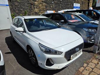 Hyundai i30 Estate 1.6 CRDi SE Tourer Euro 6 (s/s) 5dr