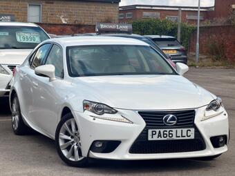 Lexus IS Saloon 2.5 300h Advance E-CVT Euro 6 (s/s) 4dr
